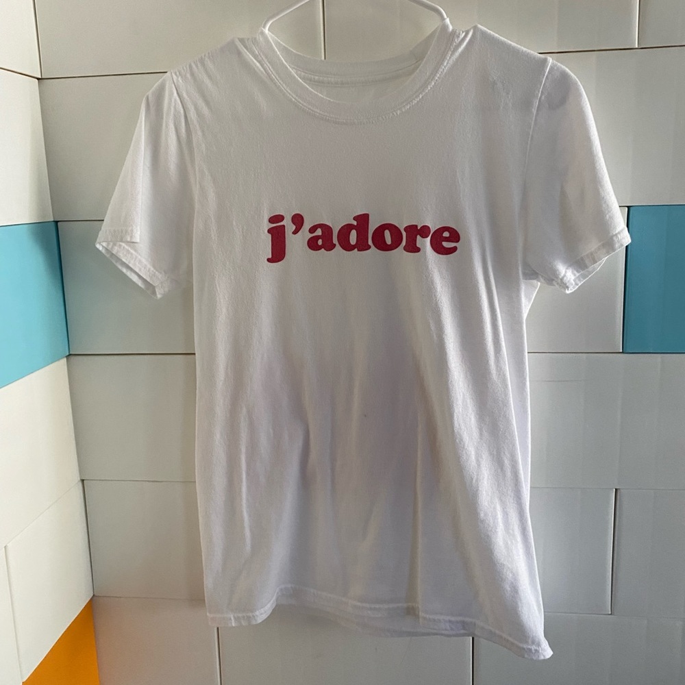 White Tshirt